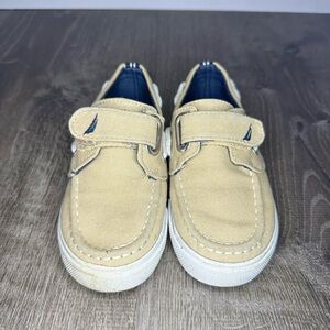 Nautica kids shoes